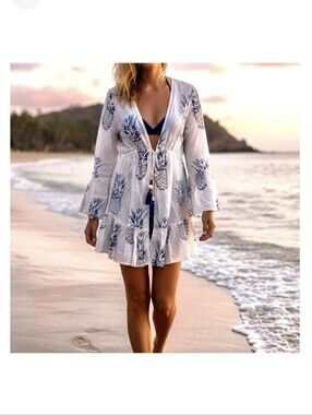Blue island White & Blue Cover-Up with Navy Pineapple Motif Sz.M NWT
